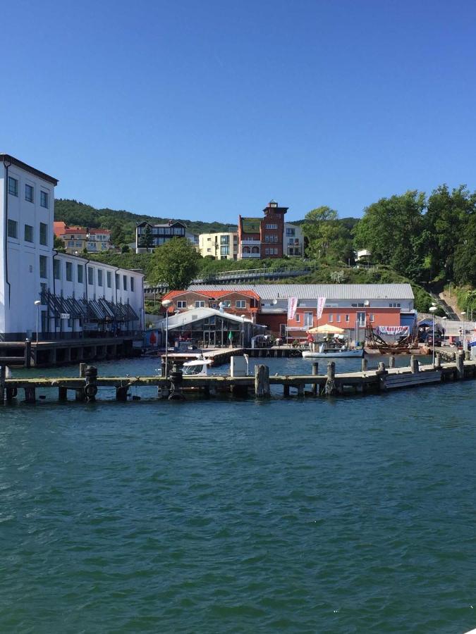 Seelotsenstation Turmwohnung Adler Sassnitz Εξωτερικό φωτογραφία